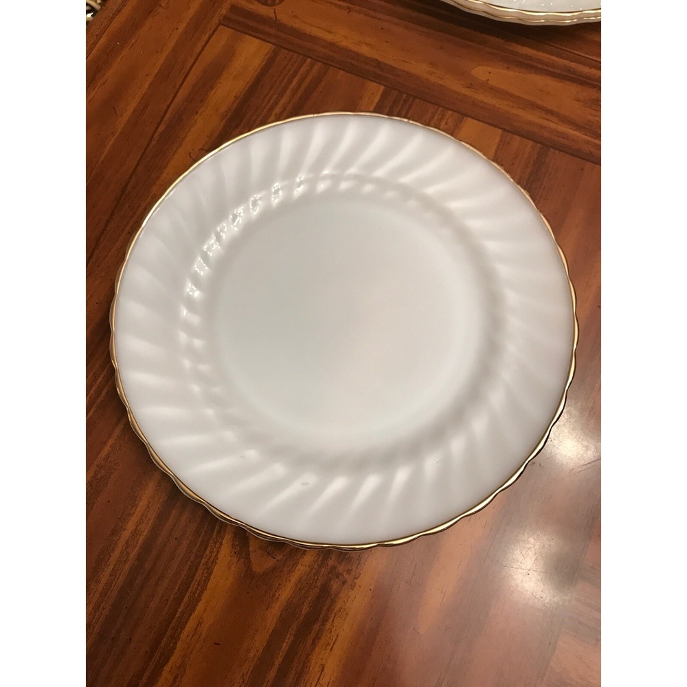 Oven proof dinnerware‎ anchor hocking white 8 Inch plate gold trim
